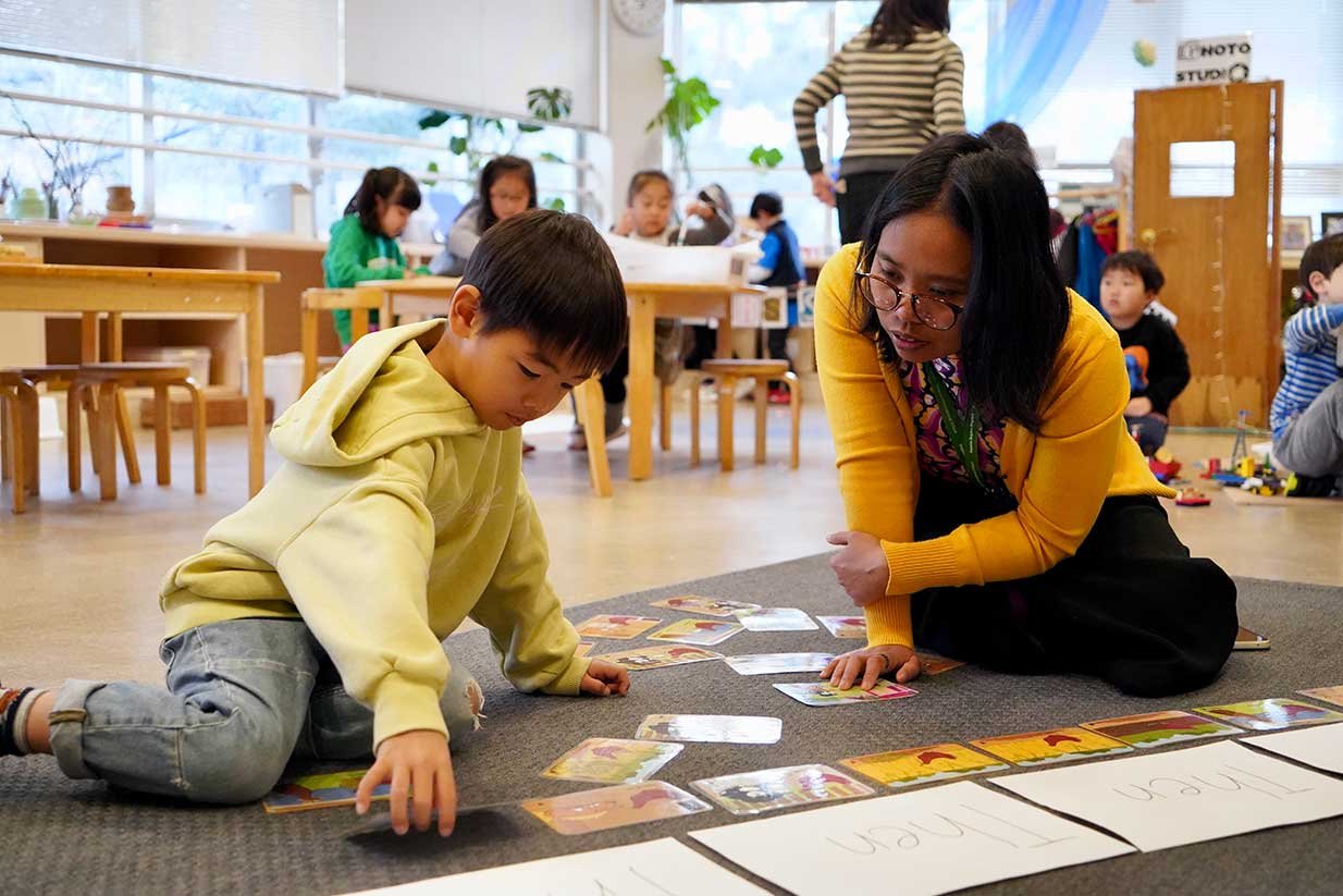 teaching-learning-through-play-at-NIS