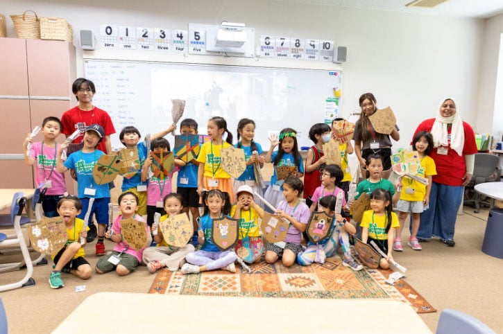 NIS Summer Program students made knights’ coat of arms during the Middle Ages