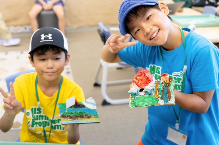 Students make continental clay maps at NIS Summer Program