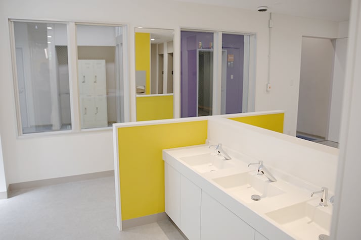 lockerroom2